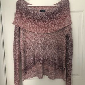 🌻OFF THE SHOULDER OMBRÉ SWEATER🌻